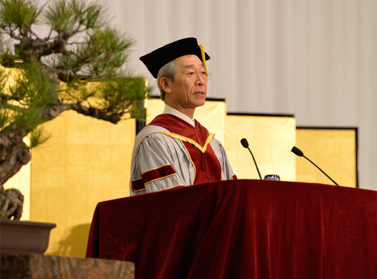 Yoshida Mikio, president of Ritsumeikan University gave a poignant address