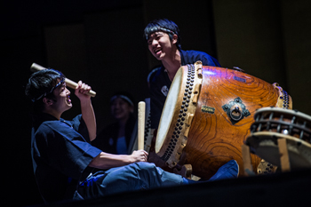 Welcome performance by Japanese Drum Performance Club Wadaiko-Don