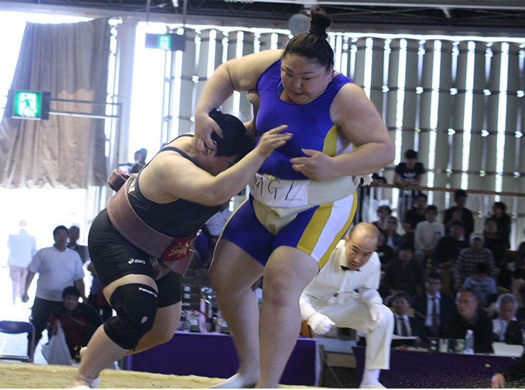 Ritsumeikan Women's Sumo Team Won the Women's Team Title ｜Ritsumeikan  University