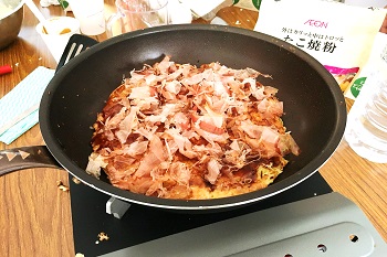 Delicious okonomiyaki