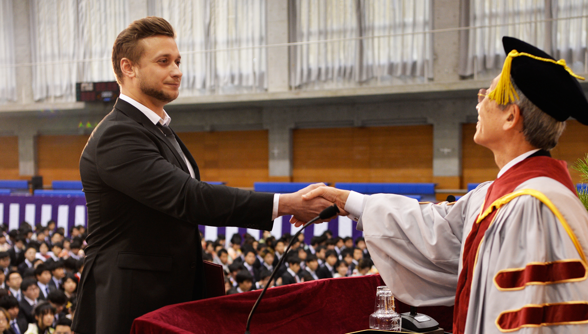 180323-ritsumeikan_hungary_graduation_commencement1.jpg