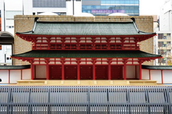 A 1/10 scale model of Rasho-mon Gate outside Kyoto station – relocated 500 m from its original position south west of the station for practical purposes -