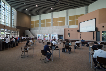 Lounge in ZONSHINKAN HALL