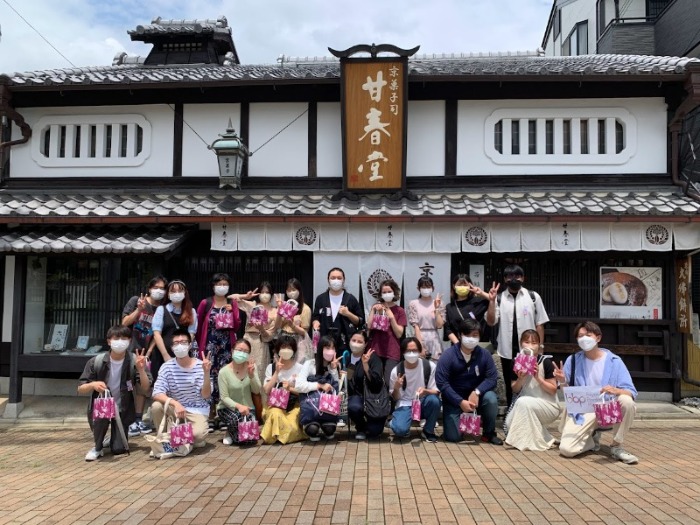 Group photo in front of building