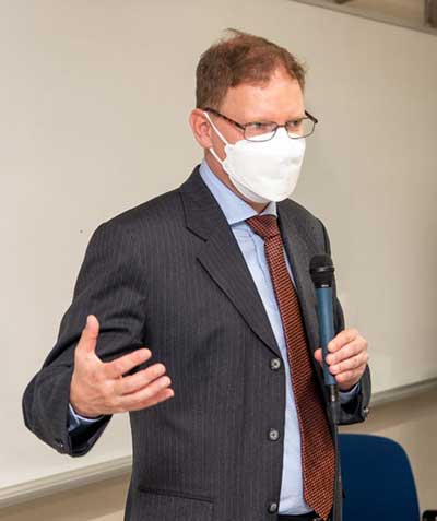 Professor Stephan Frühling