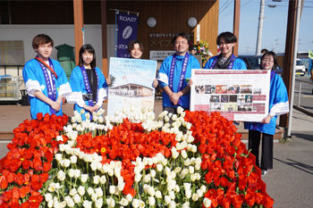 L to R：Seiya Haraguchi, Haruna Ishino, Daichi Fujii, Associate Professor Nagano, Yua Oita, Maiko Katayama