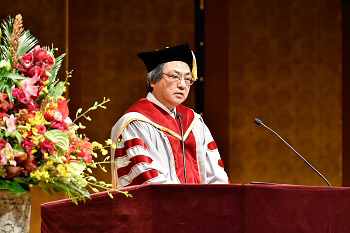 President Yoshio Nakatani delivers a congratulatory address