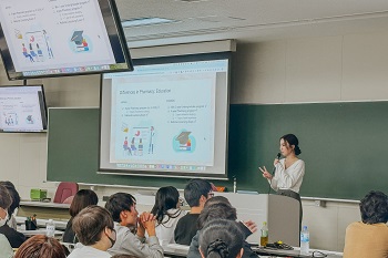 Esther Park gives a presentation on study abroad