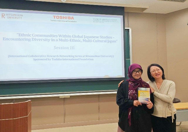 Picture: Dr. Yusy Widarahesty with Professor Jackie Kim Wachutka